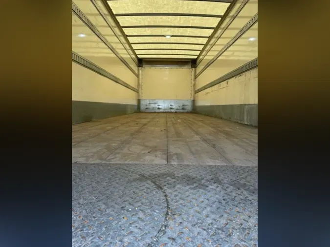 2016 HINO 338dfde00832dcb6446093835d2c85e54e2