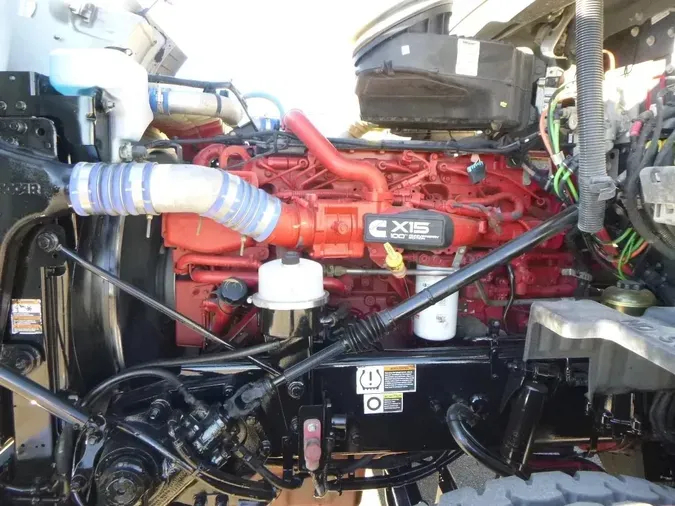 2020 Peterbilt 567dfdfdec7ceaab7c5e0418cd9cdc95bf9