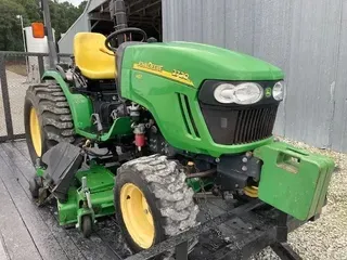 2011 John Deere 2720 CUT