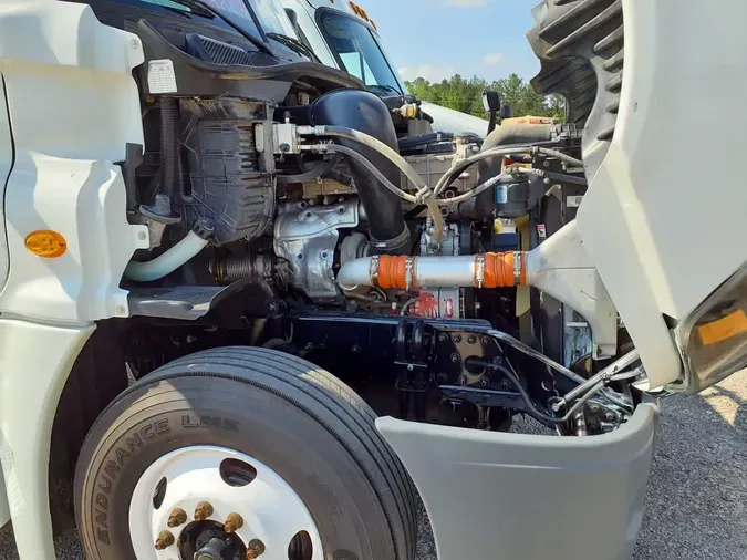 2019 FREIGHTLINER/MERCEDES CASCADIA 125