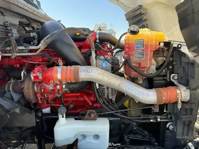 2019 International LT625