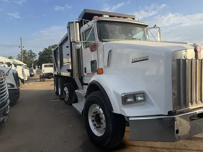 2011 KENWORTH T800