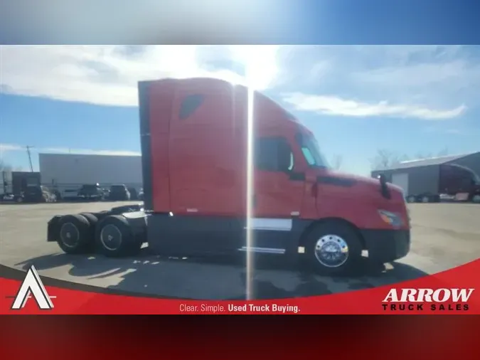 2021 FREIGHTLINER CA126