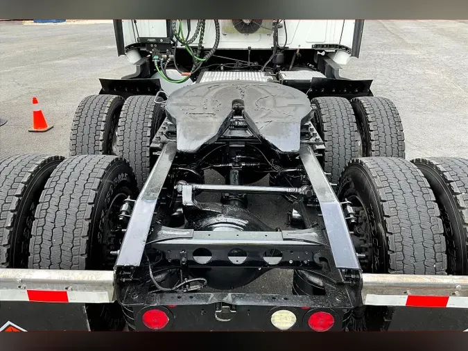 2021 INT LT625 6x4