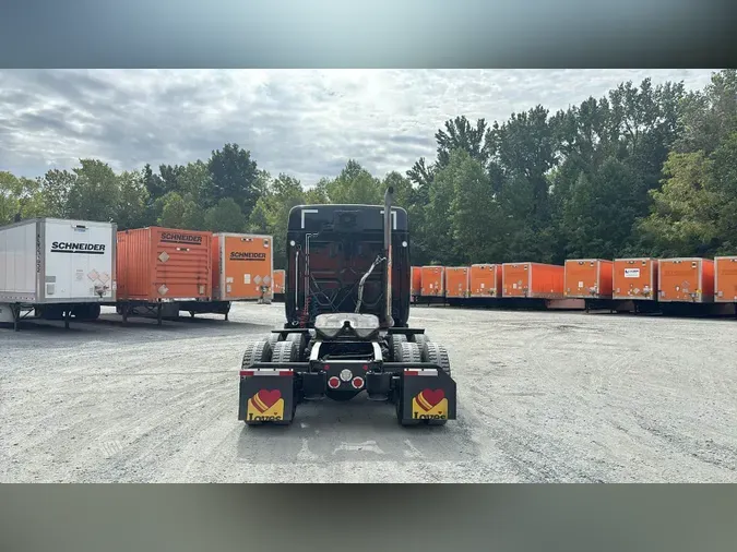 2024 Freightliner Cascadia 126dfee7f223881208e82c1323f7b33ac8c