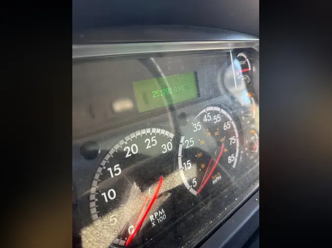 2019 FREIGHTLINER/MERCEDES M2 106