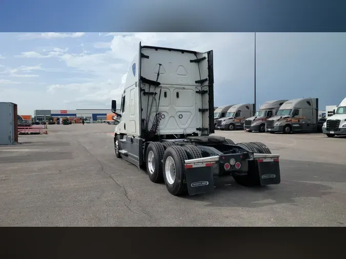 2024 Freightliner Cascadia 126dff33d8b8e9055b520bbe8dedeea073f