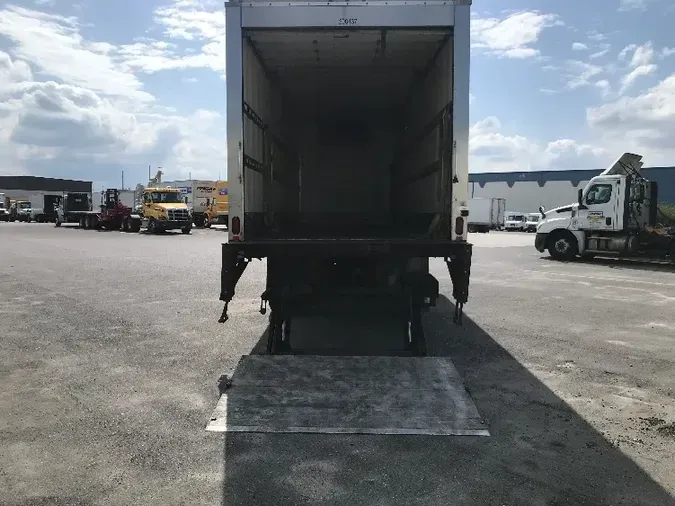 2017 Freightliner M2