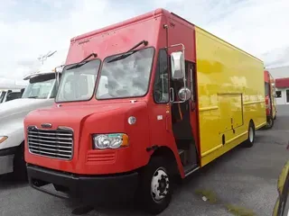 2017 FRTLR CUSTOM CHASSIS CORP MT-55 WALK-IN