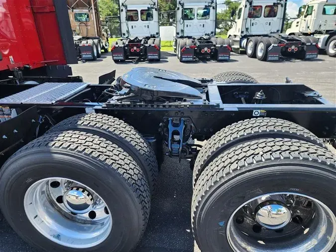 2023 KENWORTH T680
