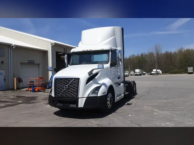 2019 Volvo VNL300