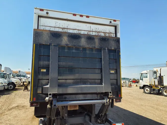 2020 FREIGHTLINER/MERCEDES M2 106