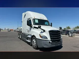 2024 Freightliner Cascadia 126