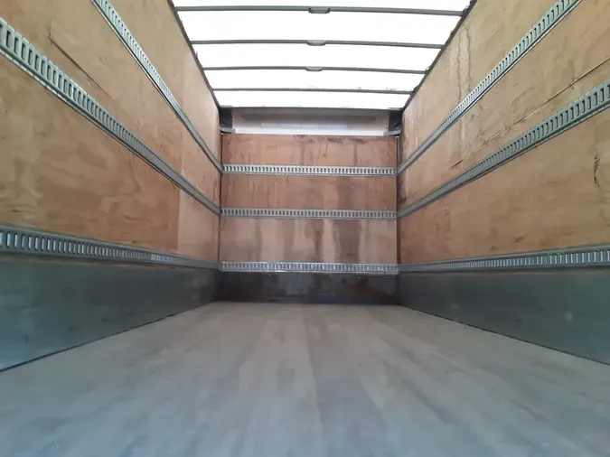 2017 FREIGHTLINER/MERCEDES M2 106