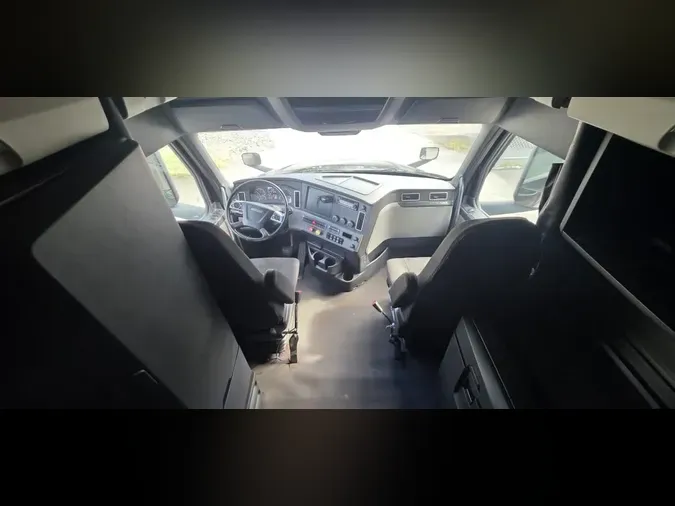 2023 FREIGHTLINER/MERCEDES NEW CASCADIA PX12664