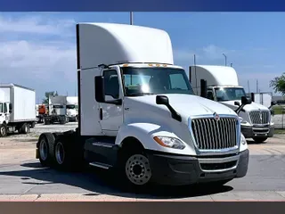 2021 INT LT625 6x4