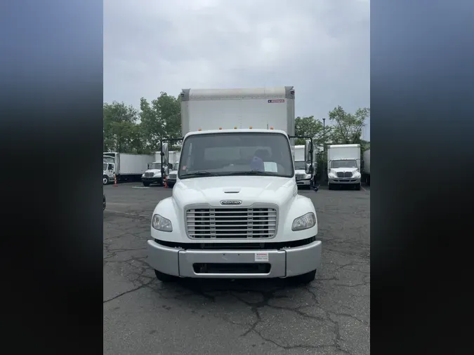 2018 FREIGHTLINER M2 106