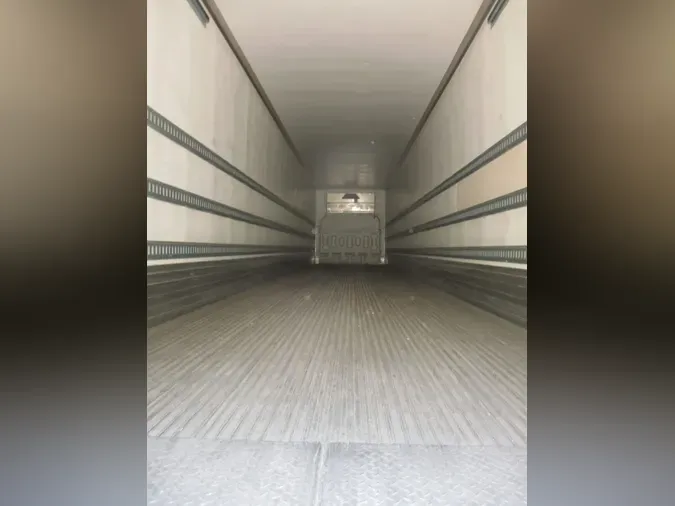 2017 UTILITY TRAILERS VS2RA 48/162/102e00549d5273fb3dbab7a1a4dd38fb334
