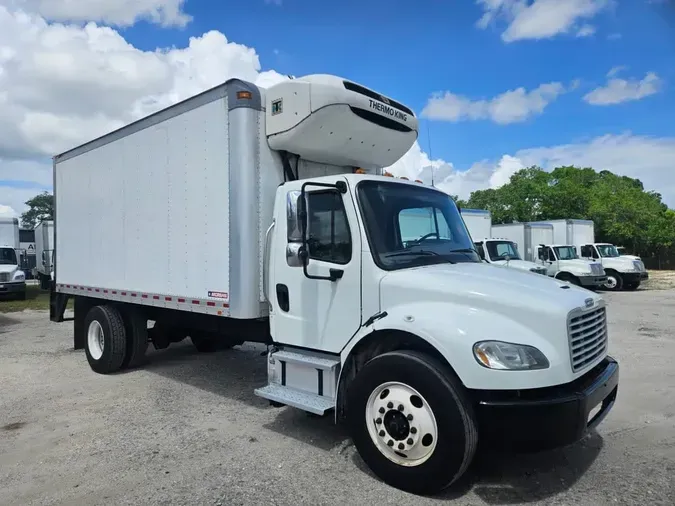 2022 FREIGHTLINER/MERCEDES M2 106