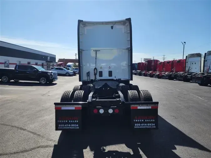 2023 KENWORTH T680