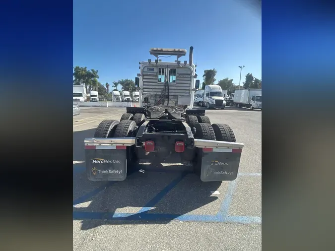2019 FREIGHTLINER/MERCEDES CASCADIA 125