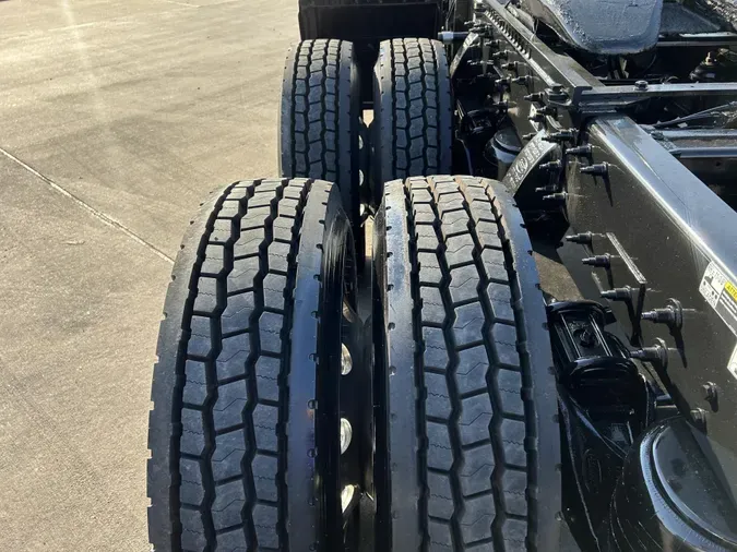 2020 Peterbilt 567