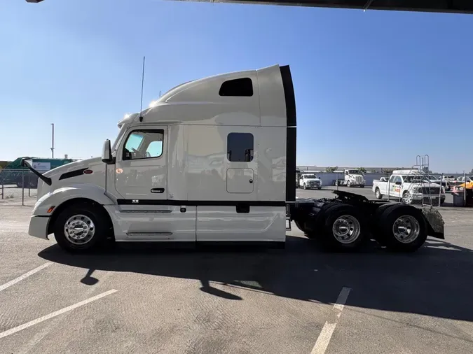 2023 Peterbilt 579