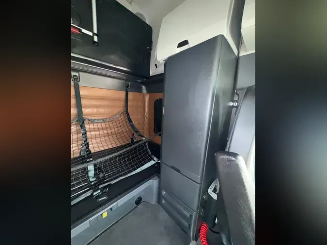 2023 FREIGHTLINER Cascadia 126