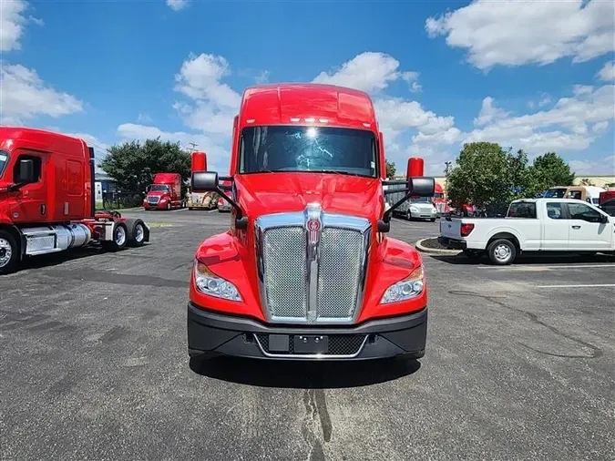 2023 KENWORTH T680