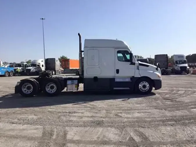 2020 Freightliner Cascadia