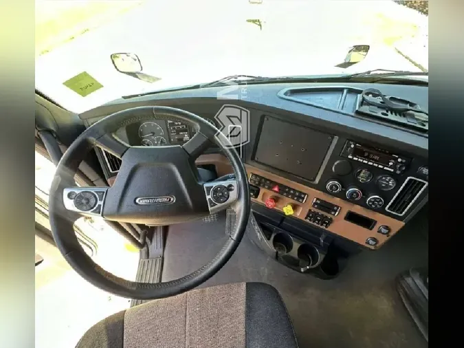 2024 FREIGHTLINER Cascadia 126