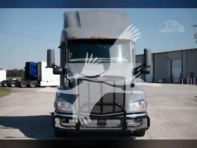 2021 PETERBILT 579