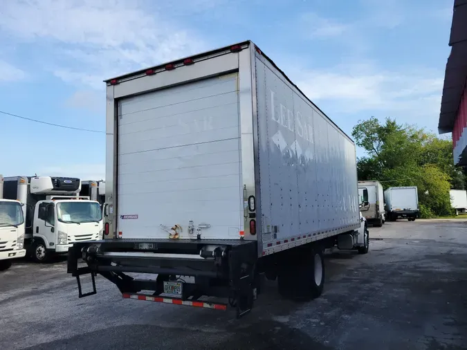 2016 FREIGHTLINER/MERCEDES M2 106