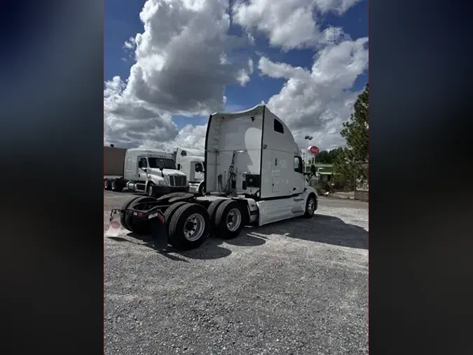 2023 PETERBILT 579