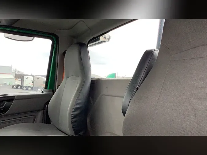 2020 International LT