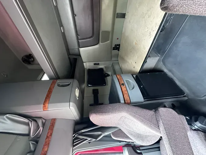 2020 INTERNATIONAL LT625