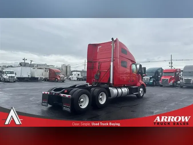 2021 FREIGHTLINER CA126