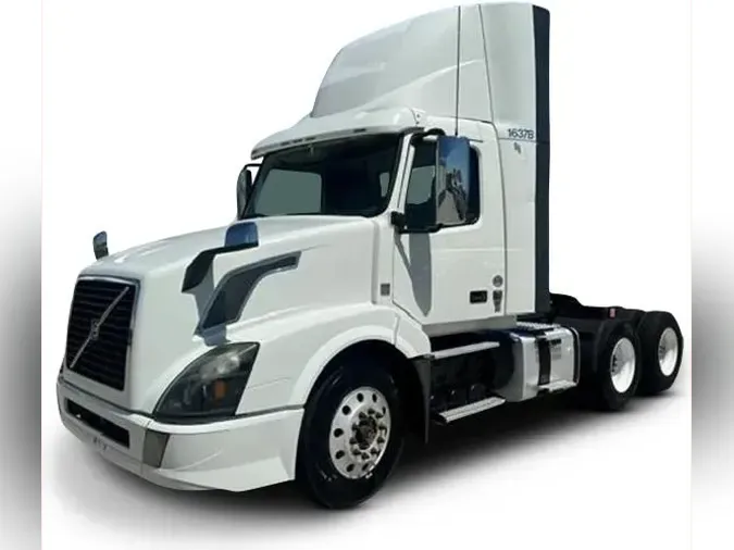 2017 Volvo VNL300e029b79bd30c65cae506be9b6523ec39