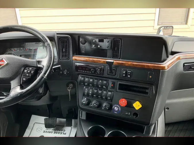 2021 INT LT625 6x4