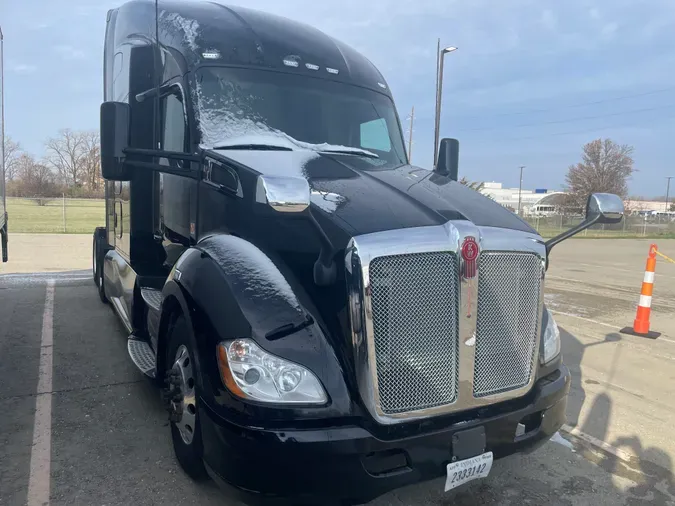 2022 Kenworth T680