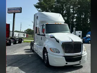 2019 International LT625