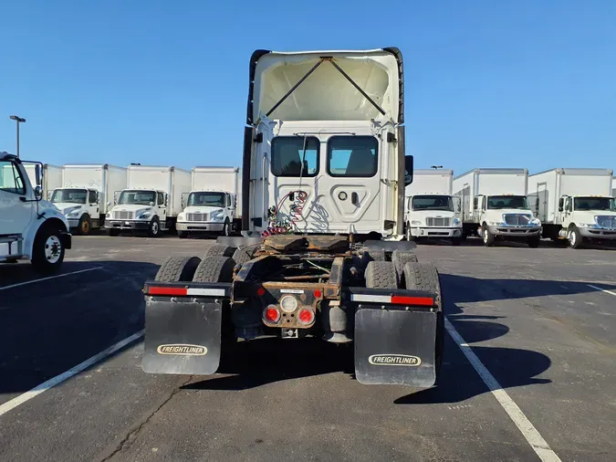 2019 FREIGHTLINER/MERCEDES NEW CASCADIA PX12664