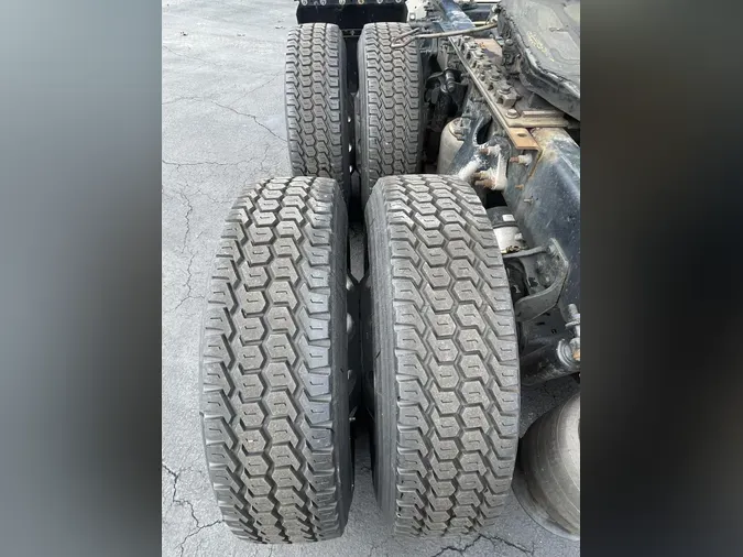2020 International LT625