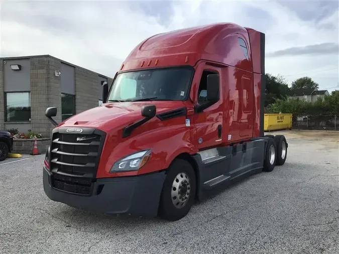 2021 FREIGHTLINER CASCADIAe0360711bf0d8463e7e2d4cc1987be03