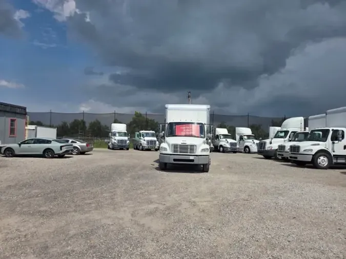 2019 FREIGHTLINER M2 106