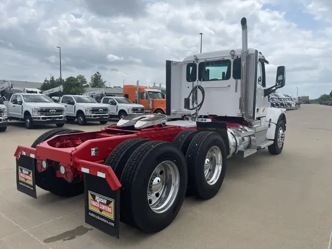 2022 Peterbilt 567