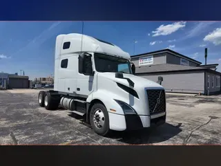 2019 VOLVO VNL64T760