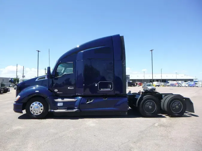 2022 Kenworth T680e03c6c73978fd31d4556a4cc33f8b386