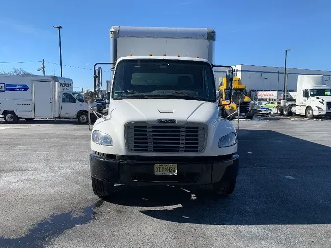 2016 Freightliner M2