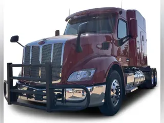 2022 Peterbilt 579